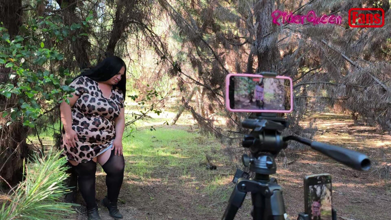 Riderqueen: Rq dans la forêt, MILF BBW