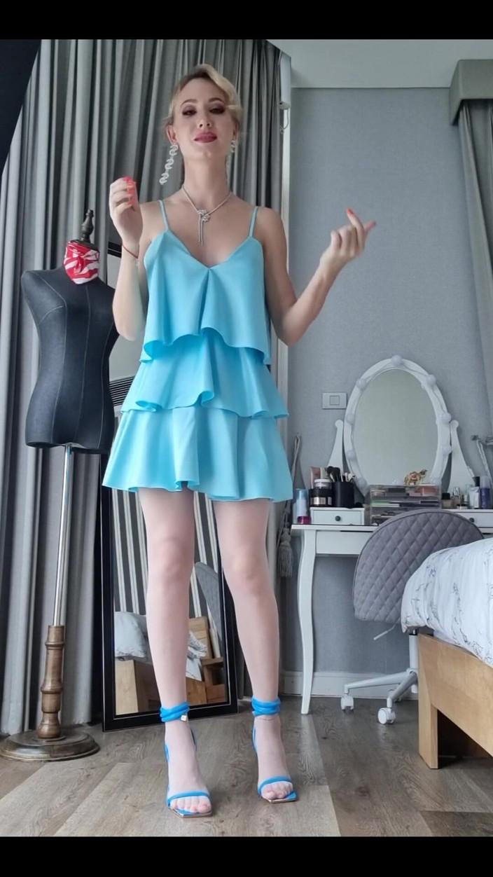 Angel The Dreamgirl: Blue Dress