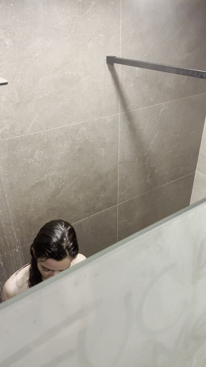silicone_brunette: 私のバスルームのカメラ