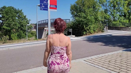 Popp Sylvie: At the trainstation