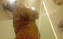 Keylli Brownss: Uwielbiam na mnie patrzeć, gdy biorę prysznic i dotykam mnie,...