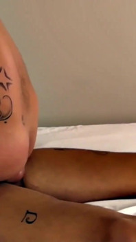 Cholo Throat Отсасывает У Большой Елды, Папи, Juven Tatted Cholo Трахается