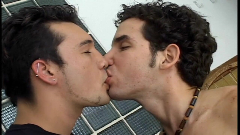 Gaylicious: Action baise gay avec des jumelles sexy - hitter, creampie anal...