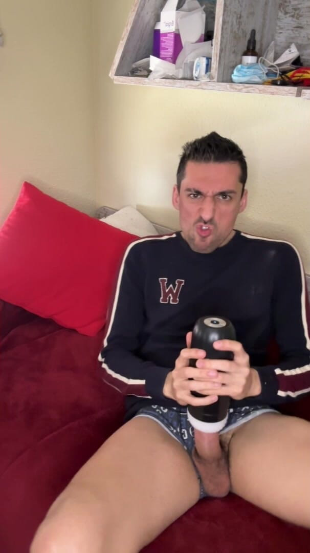 Liam Harding: Hot Stepdaddy Showing off Big Cock and Playing with Vibrator