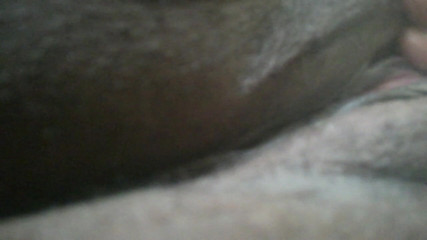 Mommy_bear: Pepek lidah berwarna lidah