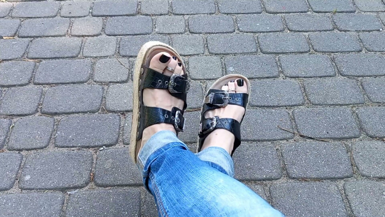 Heelex: Sexy platform sandals