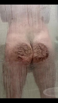 Need a Better View, Let Me Wipe the Shower Screen for You