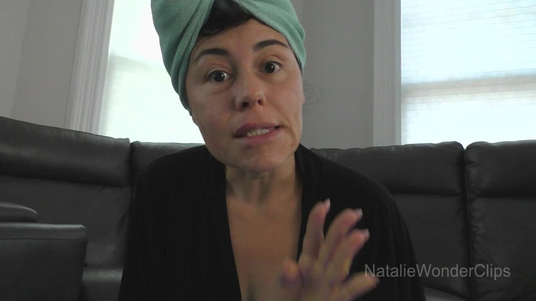 Natalie Wonder: Vibrațiile anale ale mamei vitrege Bejeweled