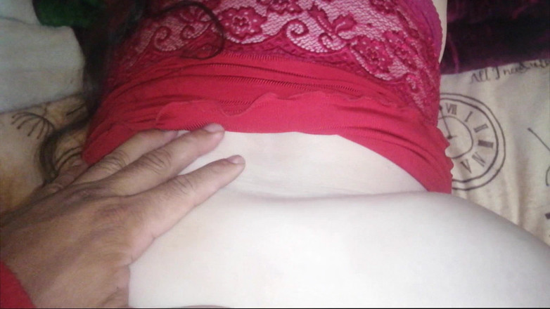 HornyCouple69x: Domácí sex jako první video!