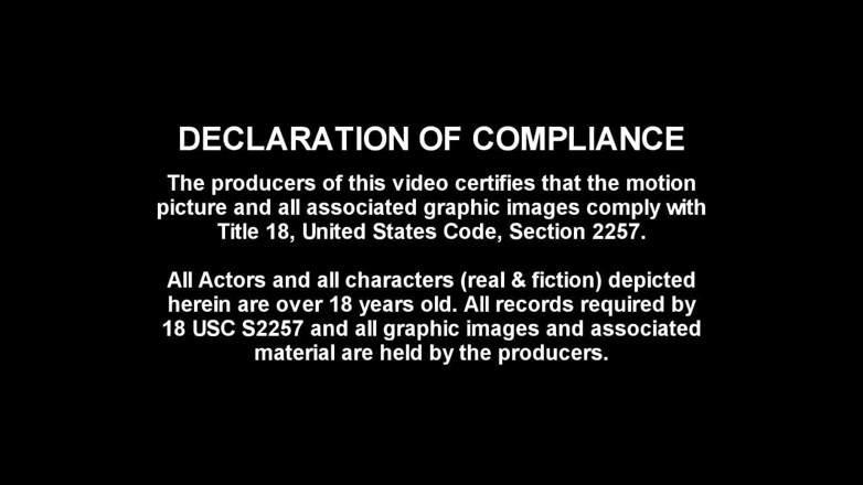 Siren XXX Studios: Vrouw verkleed voor boytoy