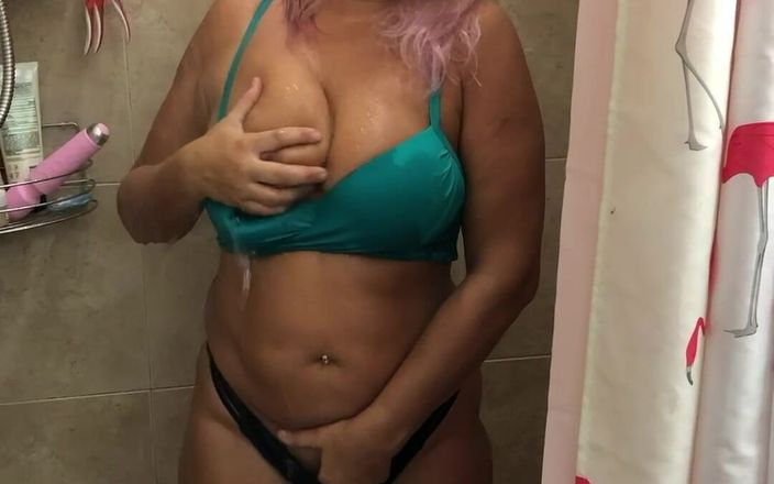 PinkhairblondeDD: Hot Blonde Whore in the Shower