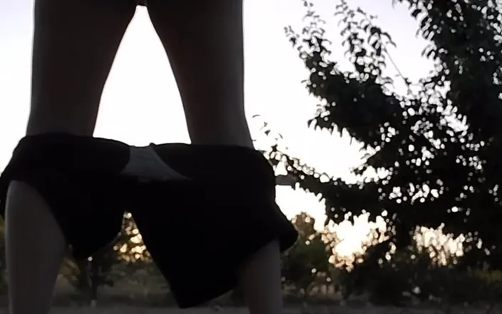 Morbosete000: They Caught Me Naked and Handjob in Public