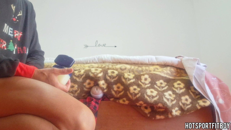 Hotsportfitboy: Velký tvrdý penis buší Fleshlight Zezadu - Jak šukám kundičku a zadek...