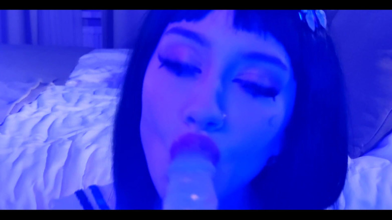 Peachgardens: La piccola vuole giocare con te