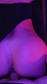 Cewek sange ini lagi asik nyepong kontol sampai dicrot di mulut - pov