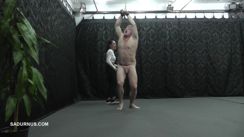 Nomi Melone Kicks the Slave (Sadurnus)
