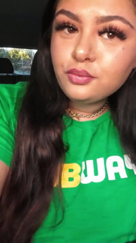 Remaja jalang runcit subway berpantat besar dijemput dan dikongkek!