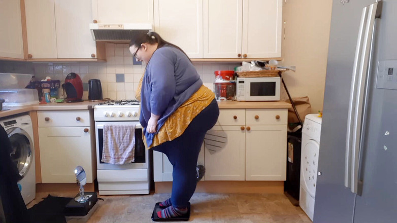 SSBBWLadyBrads: SSBBW berat pada April 2021 keputusan