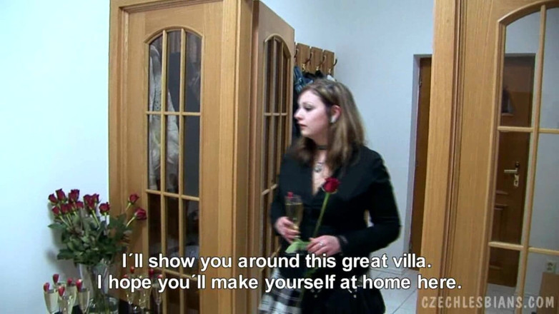 Czech Lesbians: Lesbian Ceko 3 - bagian 1: pesta seks khusus wanita yang nggak pernah...