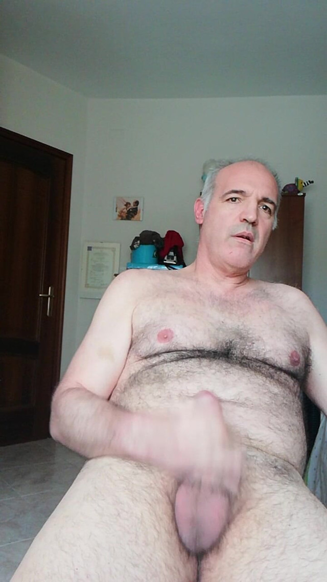 A Waterfall of Hot Sperm for You (Instructions to masturbate with pleasure) A Waterfall of Hot Sperm for You (Instructions to masturbate with pleasure)