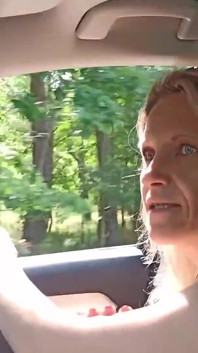 Oude sexy lifter hoer van straat geneukt in het bos met en dan zonder condoom