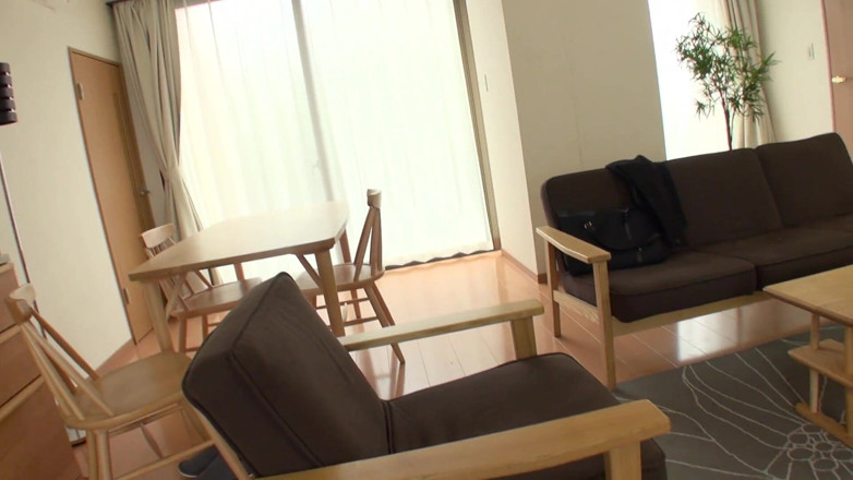 Caribbeancom: Asiatische milf mit haariger fotze und dicken möpsen liebt sperma...