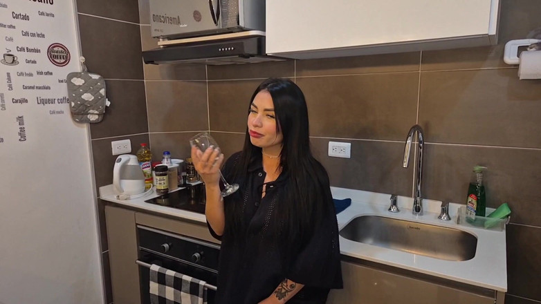 AlejandraPalacios: Wife Gives Him a Good Blowjob on Men's Day
