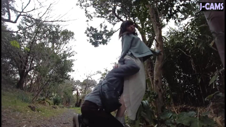 J-Cams: Un joc de călătorie riscant construit în jurul vibrațiilor constante și rezistență...