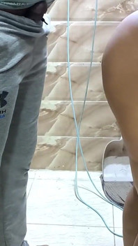 갈색 야생 자지에게 따먹히는 마누라를 지켜보는 아랍 바람난 남편