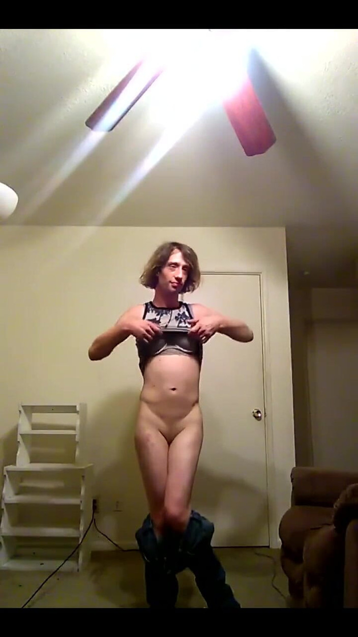 LilTaste: 我的单人自慰视频