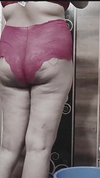 Paquistaní fontanero chudai india ama de casa en el baño