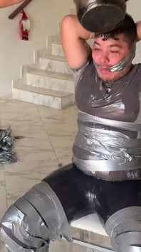 Molliger typ verfolgt nach hause von klebeband verrückte schlampe (episode 2 von 2)