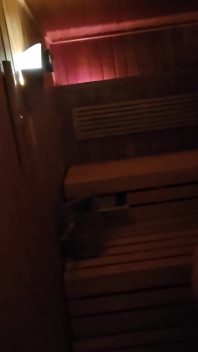 Sauna zamieniła się w klub swingersów