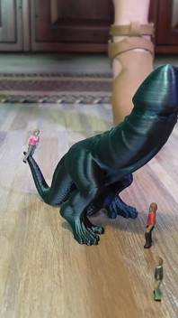 Dino Dickと一緒にTiny'sを踏みつける