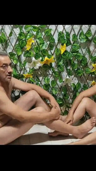 Sesimbralover và Mel bú Gresopio