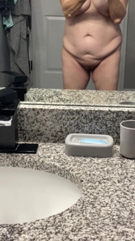 Me Taking Naked Videos of My Sexy Old Mama's Body