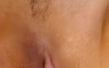 Slow Squirting for Big Clit Pussy