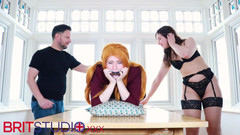 Brit Studio: Harmonika Hurt Victoria Greene
