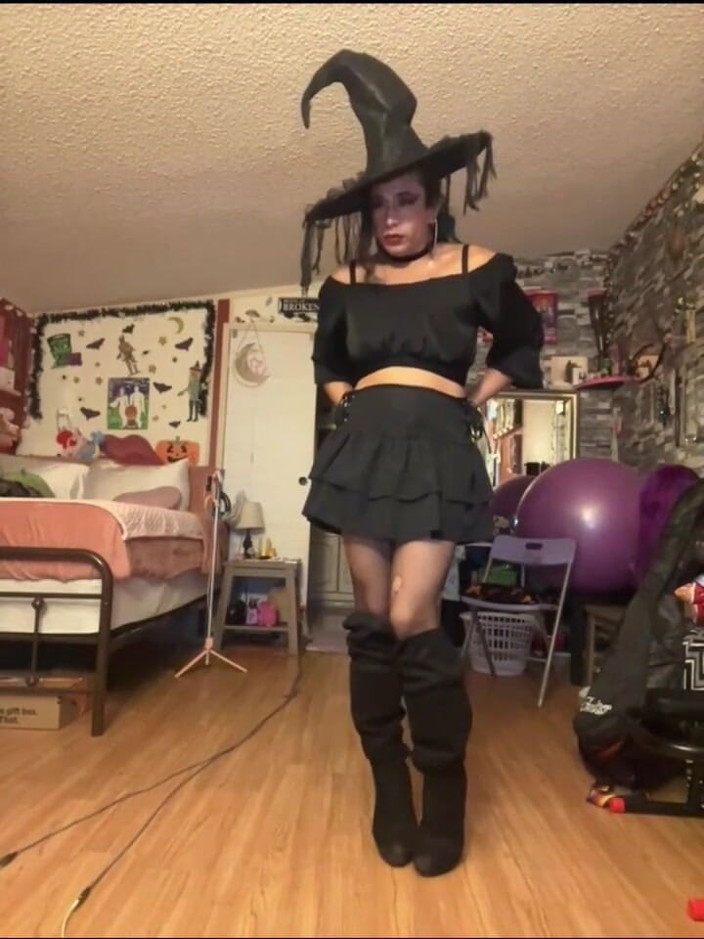 TSJade95: Halloween Fun Costumes Sexy Time
