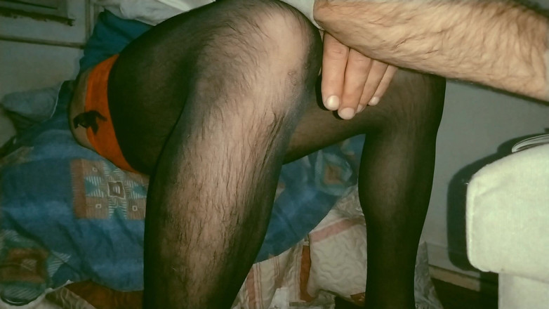 brake my ass: Cặp mông xinh đẹp của tôi bắt đầu với phích cắm hậu...