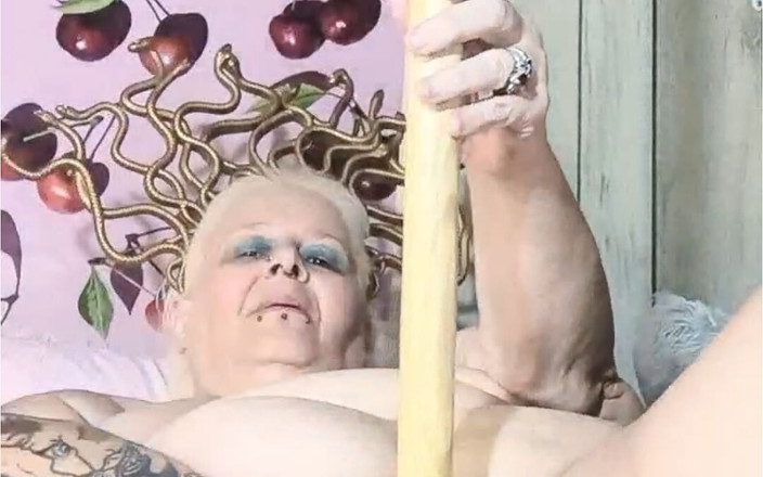 HerculesnVENUS: Medusa Horny and Fucks That Broom Stick