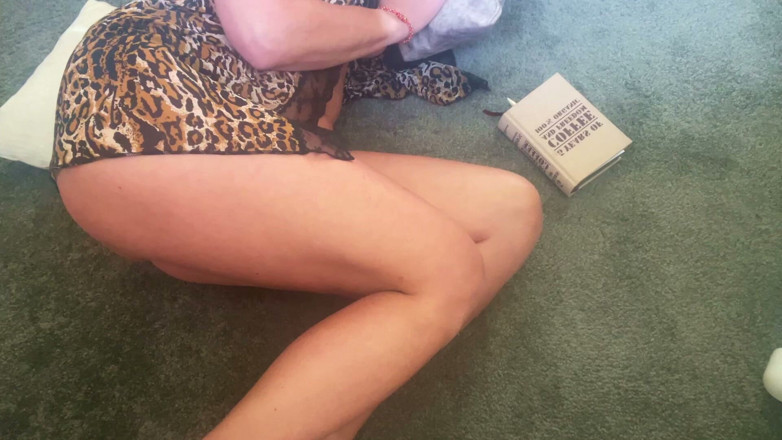 Leyla: My Multi-orgasm From My Favorite Toy