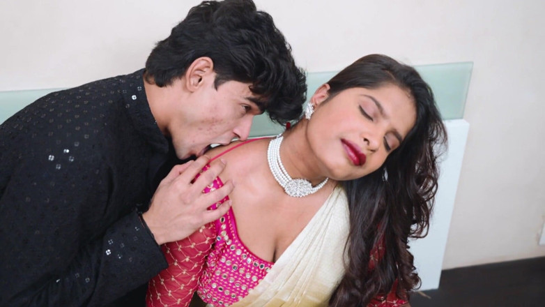 Aaka: Top india pornstar Tejashwini en sari hardcore chudai y sexo...