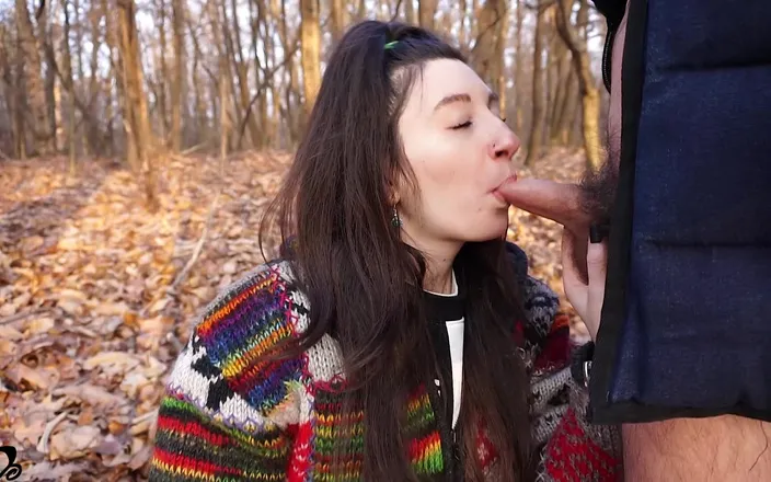 ElivaLove: Hard Blowjob in the Woods (with Swallowing) to a Hairy Cock