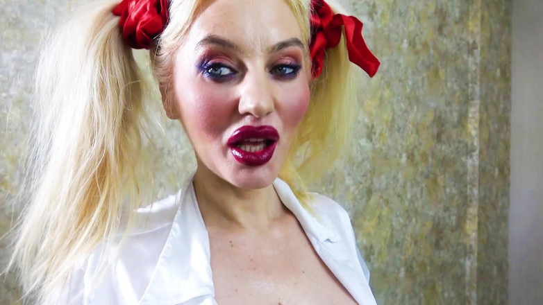 Goddess Celine: Lipstick Domination