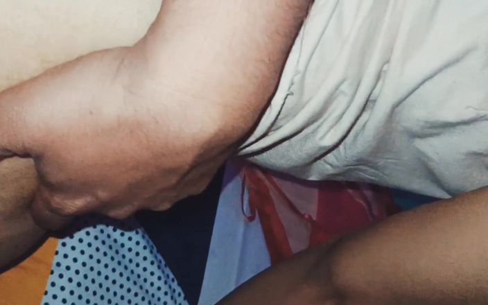 Horny Latika: Латика на кровати с младшим сводным братом и хардкорный секс раком
