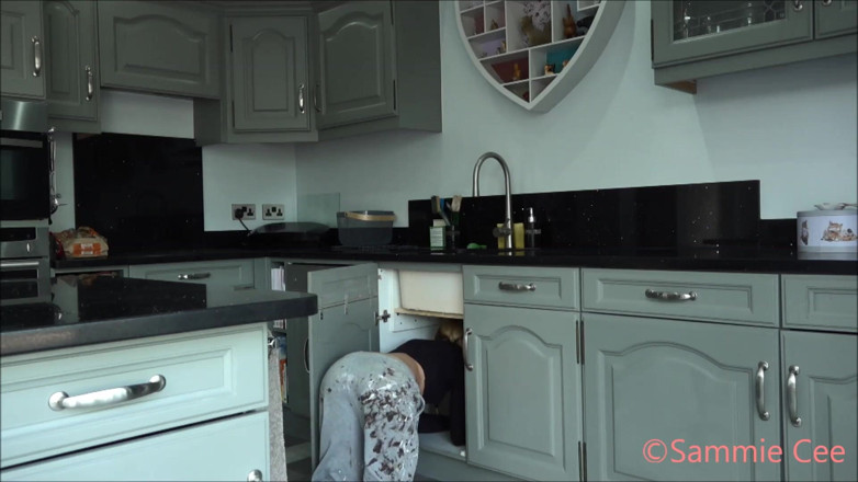 Sammie Cee: Plumbers Butt