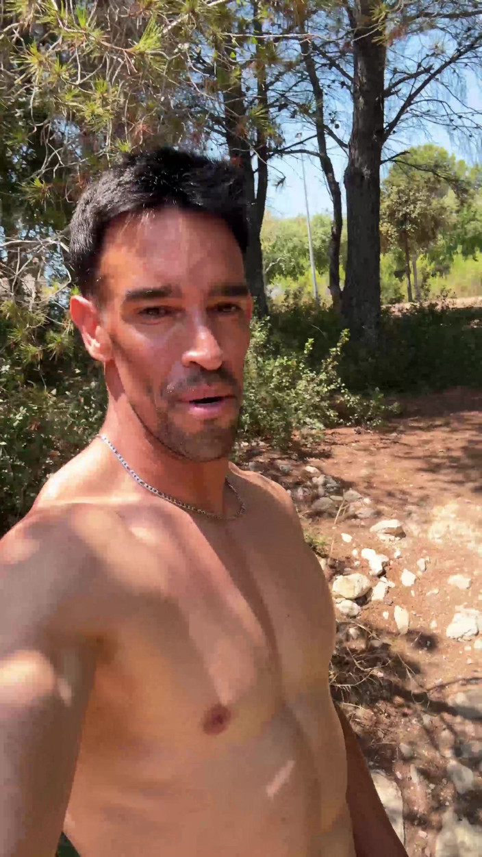Paul Williams: Fully Naked Showing off to Cars &amp; Motorbikes