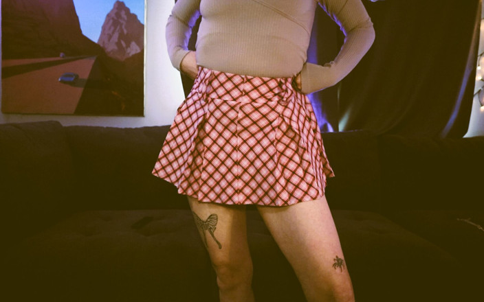 NewDaddies: Npc Fuck Doll 4: Cara De Robot Rubia Follada Después Del...