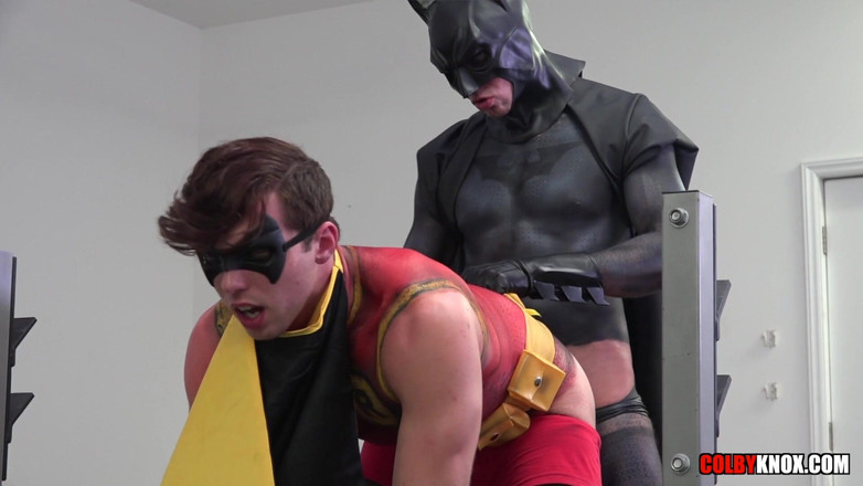 Colby Knox: Pengembaraan parodi lucah Batman &amp; Robin - bahagian 3